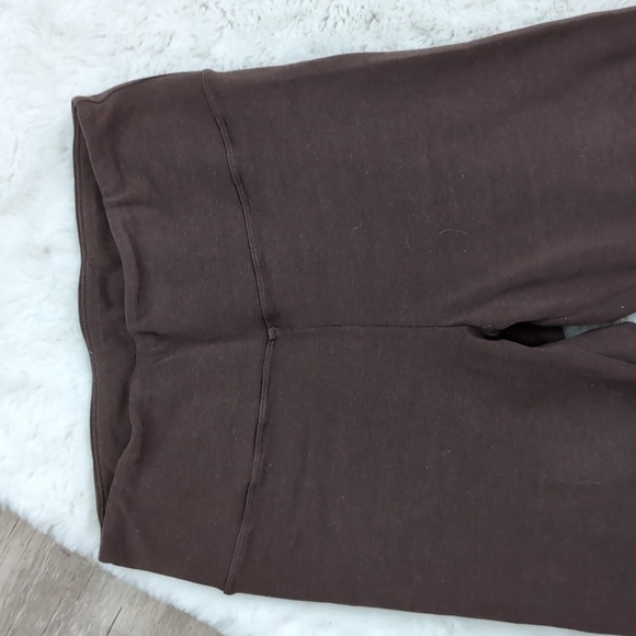 SKIMS Outdoor High-Waisted Banded Legging - Picture 2 of 5